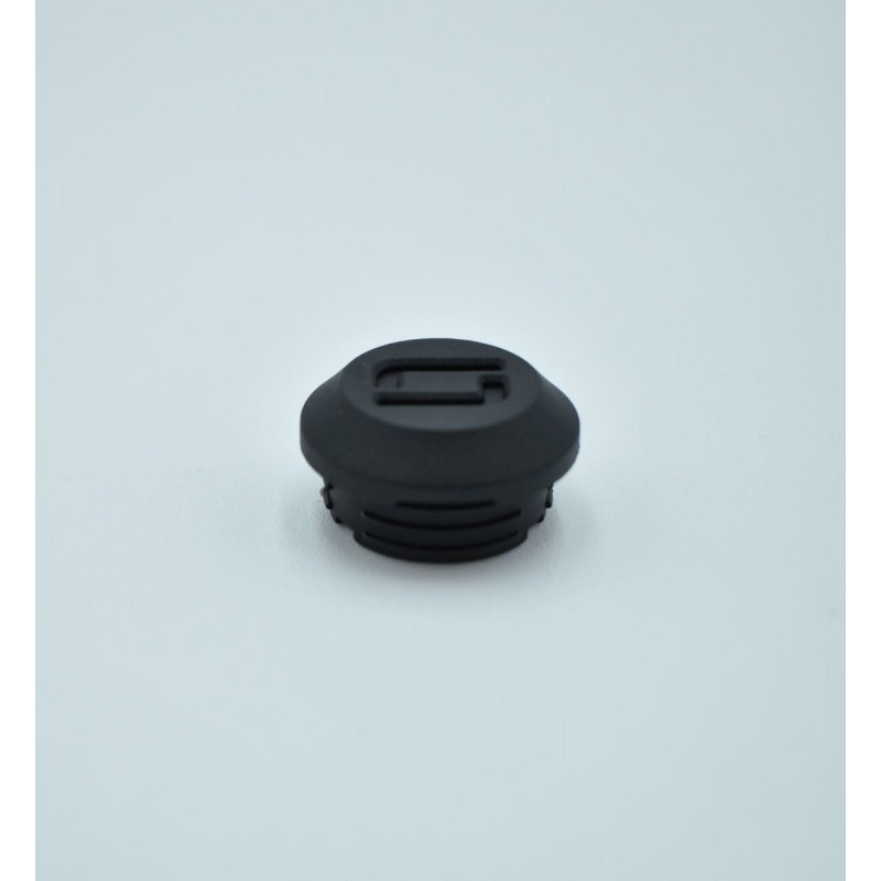 12 Front footrest cap kit