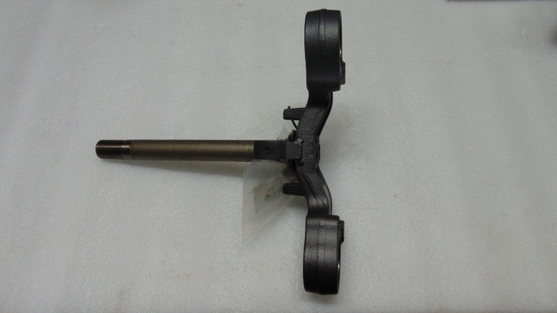 1 Lower suspension arm