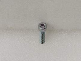 6 Vis 8 x 30 mm